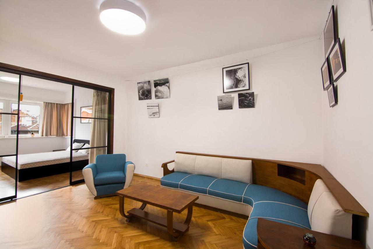 Design In Center